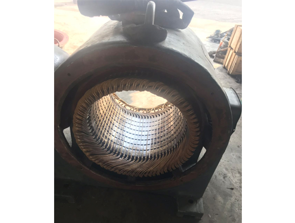 ZBQ直流隔爆牽引電動(dòng)機(jī)維修現(xiàn)場(chǎng)