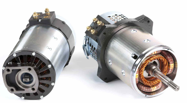 如何控制直流電機(jī)的電流呢？